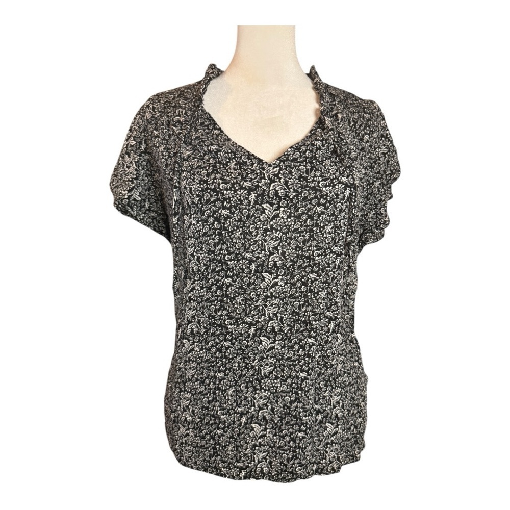 Cynthia Rowley Floral Black and white Blouse